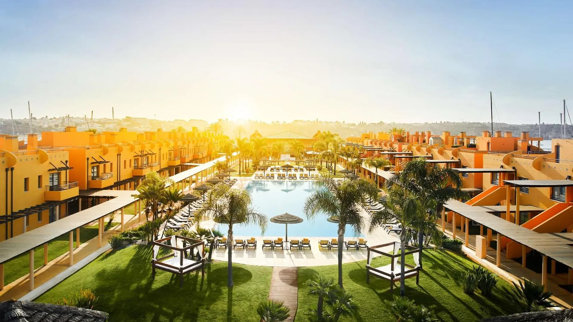 Nh Marina Portimao Resort