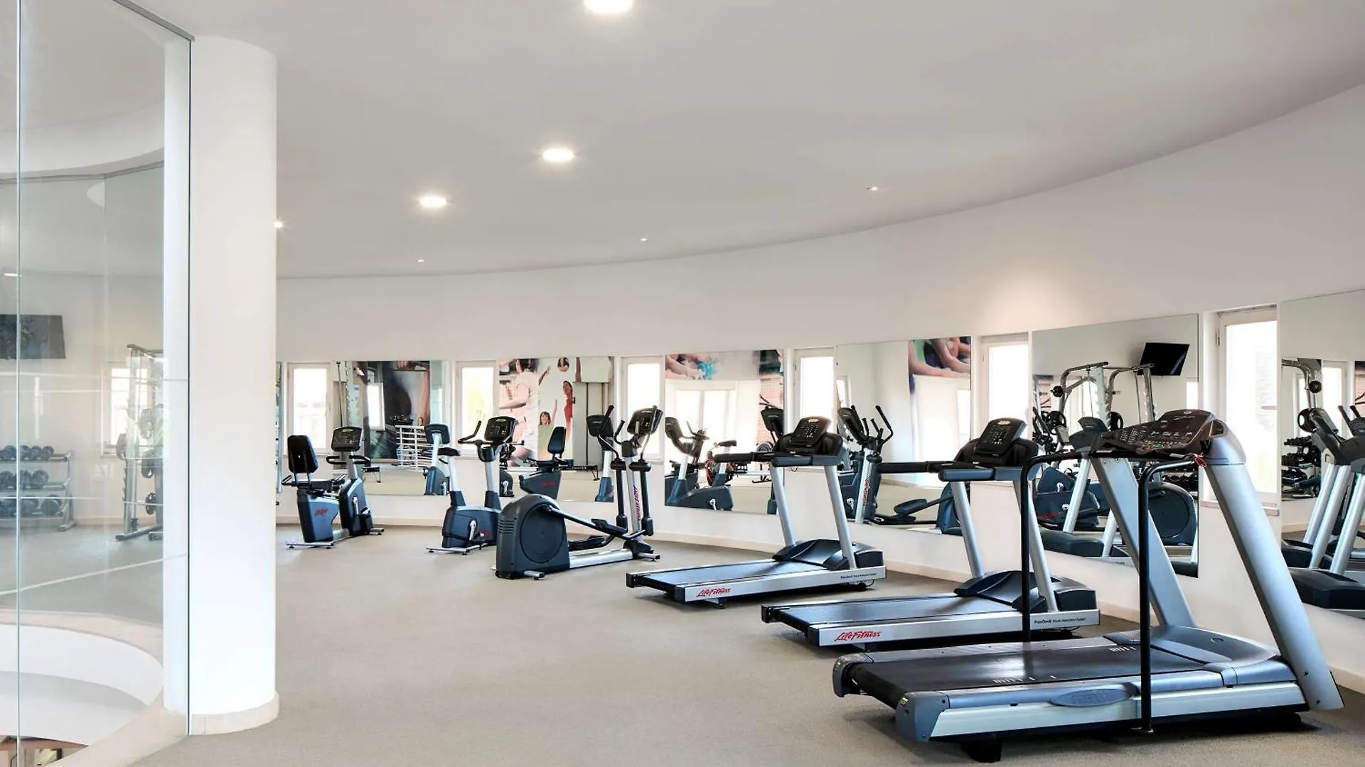 Nh Marina Portimao Resort Hotel