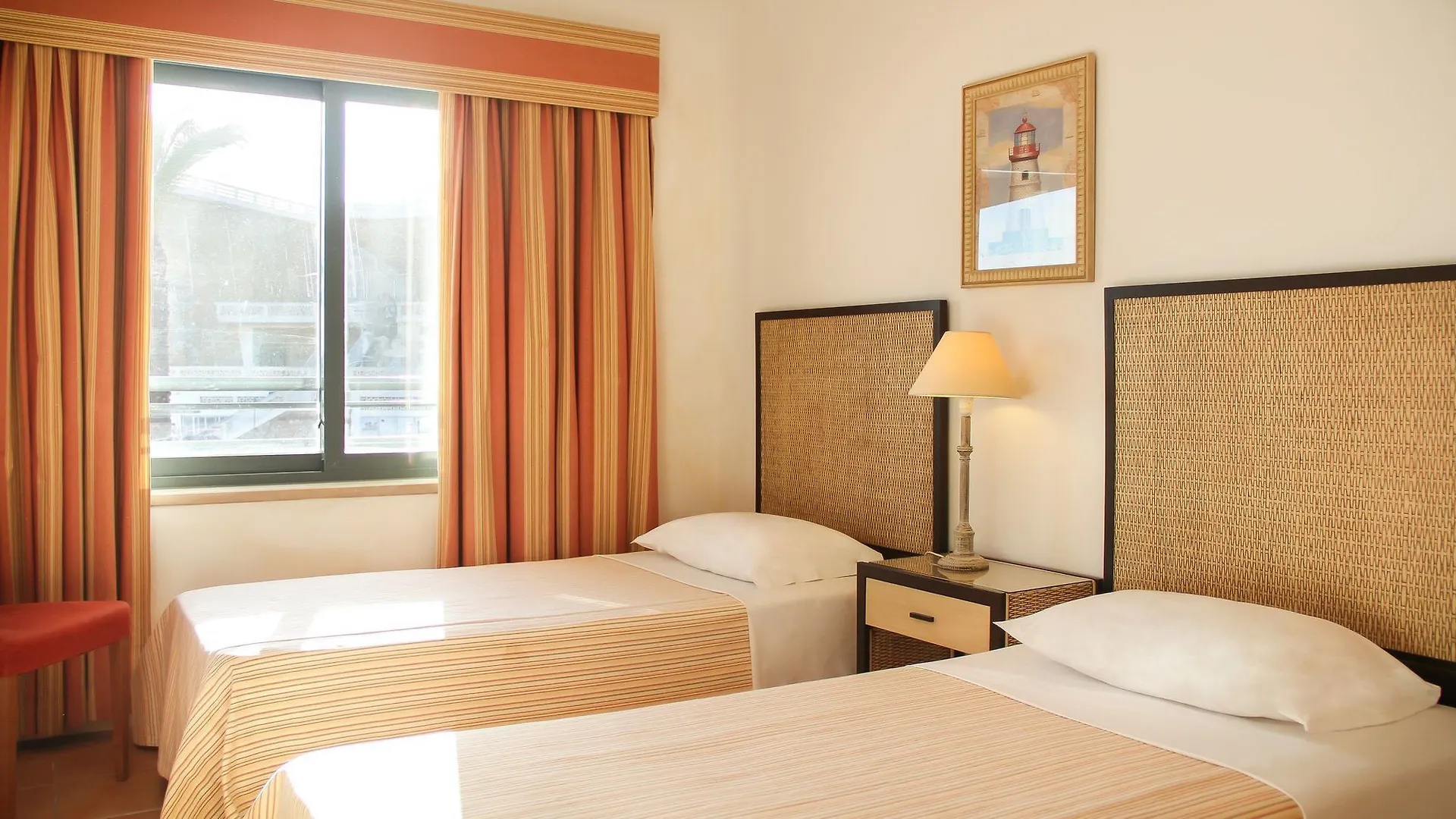 Hotel Nh Marina Portimao Resort