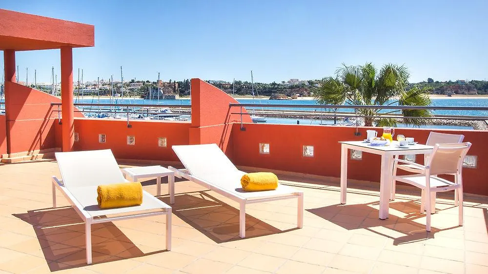 Отель Nh Marina Portimao Resort