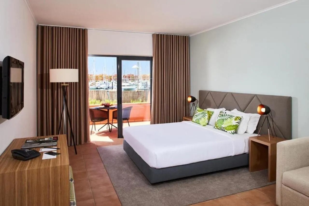 Nh Marina Portimao Resort Португалия